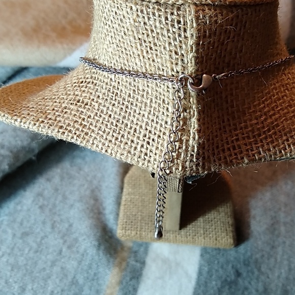 Bib Statement Necklace - Picture 3 of 3